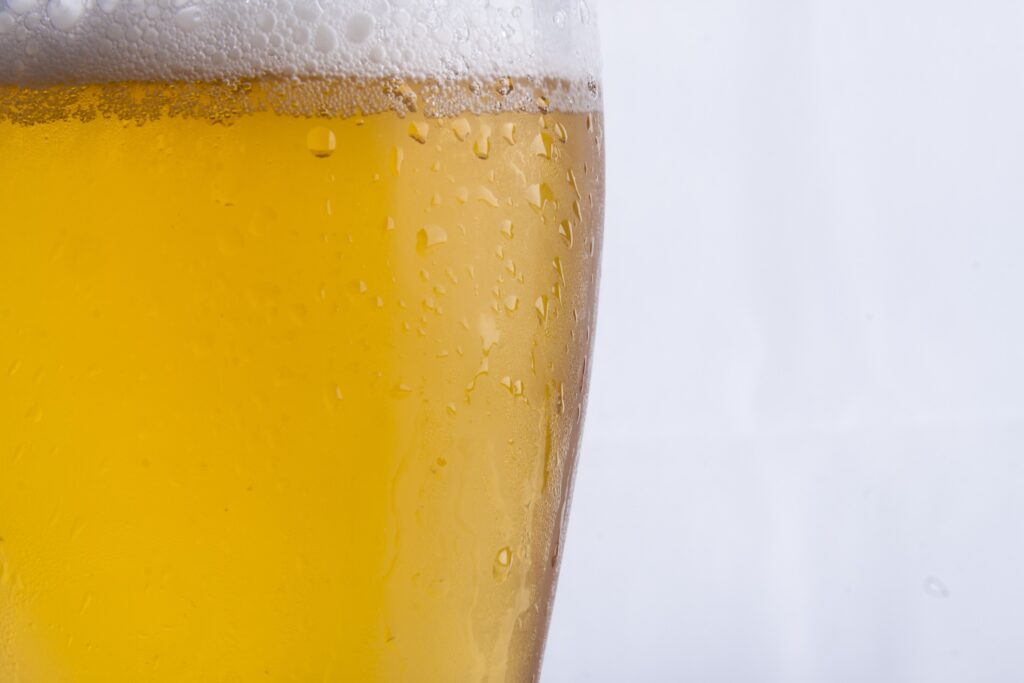 Πιείτε μια μπίρα! 8 επιστημονικές μελέτες τη συνιστούν