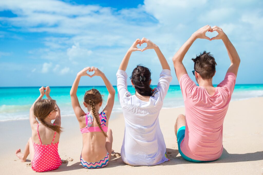 Διακοπές για γονείς και παιδιά: 5 κανόνες που κάνουν τη διαφορά