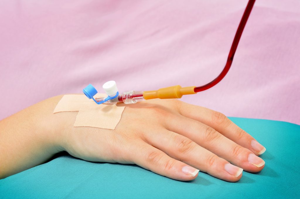 Γιατί δεν βρίσκουν τις φλέβες μου στην αιμοληψία; 3 tips να τους βοηθήσετε