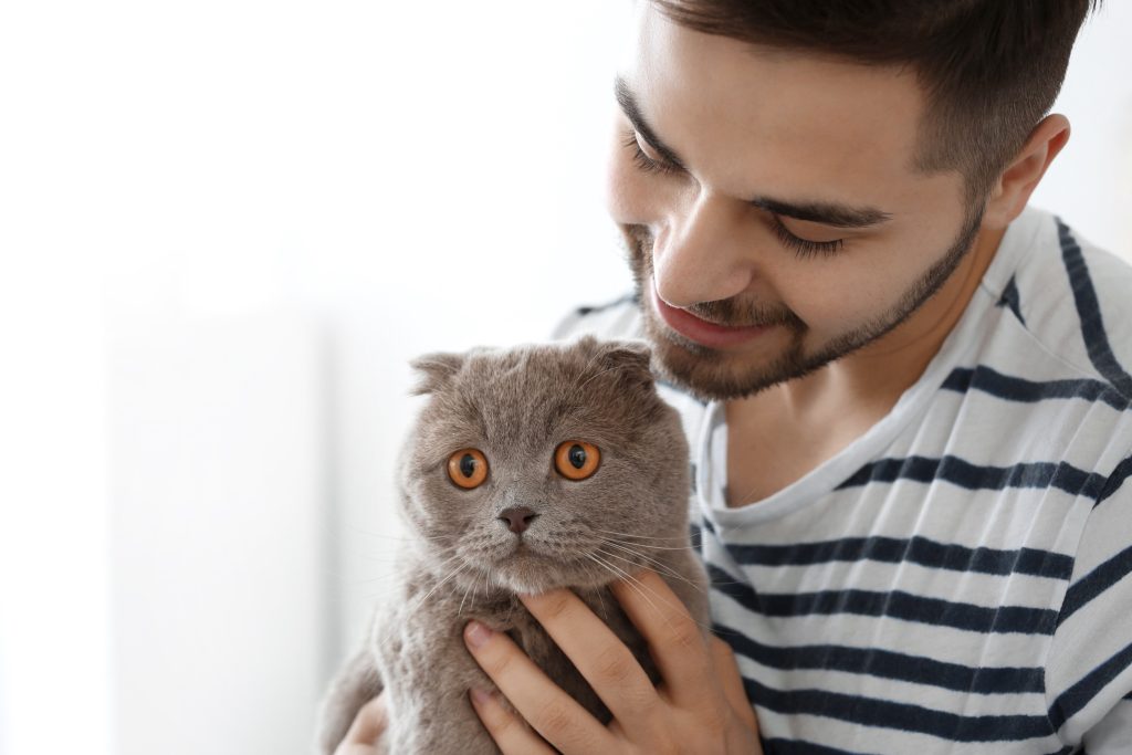 Τα κόπρανα της γάτας αλλάζουν την προσωπικότητά σας; Να τι λέει η έρευνα