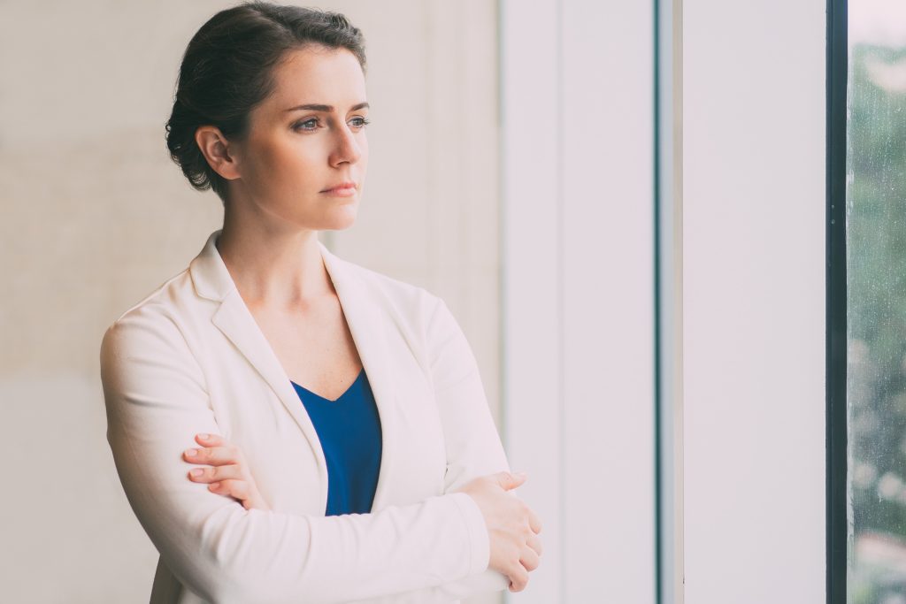 10 σημάδια κατάθλιψης στις γυναίκες που δεν πρέπει να αγνοήσετε-Πώς αντιμετωπίζεται