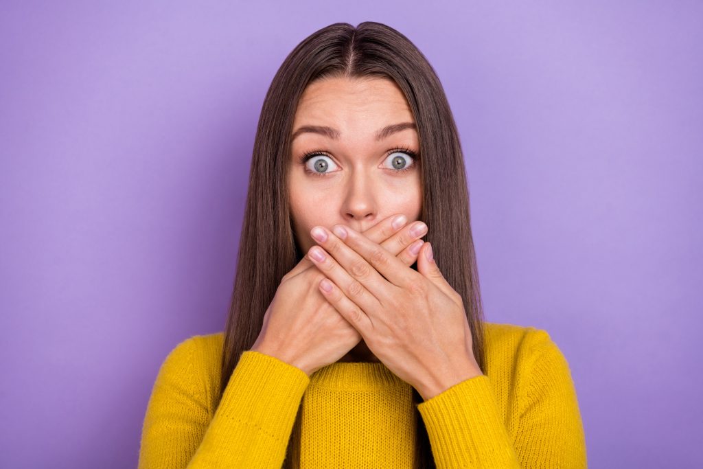 Κακοσμία του στόματος: Πότε είναι πιθανό σημάδι καρκίνου-Τι πρέπει να ξέρετε