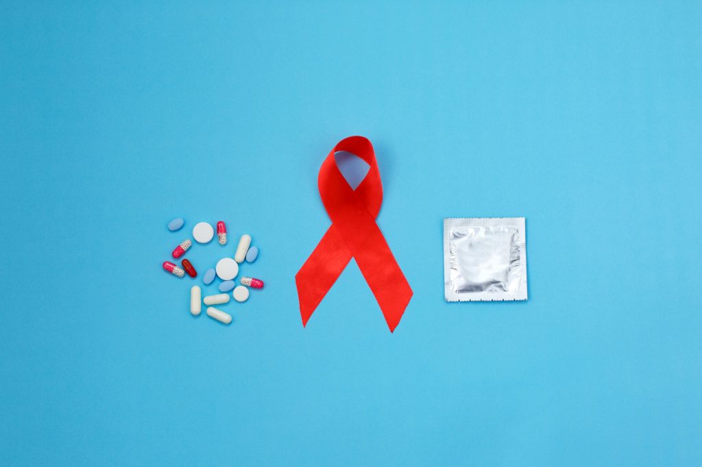 Παγκόσμια Ημέρα κατά του AIDS: 16.637 άνθρωποι ζουν με τον ιό HIV στην Ελλάδα