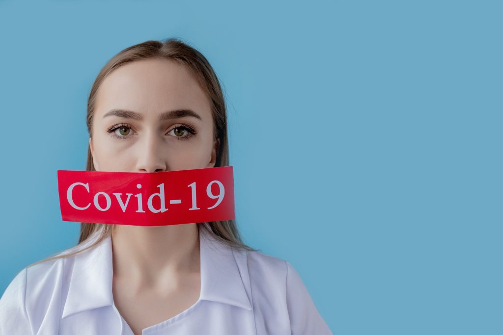 Long Covid: Ποια συμπτώματα επιμένουν δύο χρόνια μετά τη λοίμωξη COVID-19 – Τι λένε οι ειδικοί