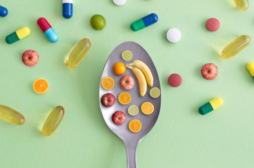 Οι 5 top βιταμίνες για ενίσχυση του ανοσοποιητικού – Σε ποια τρόφιμα βρίσκονται, σύμφωνα με ειδικό του Κλίβελαντ
