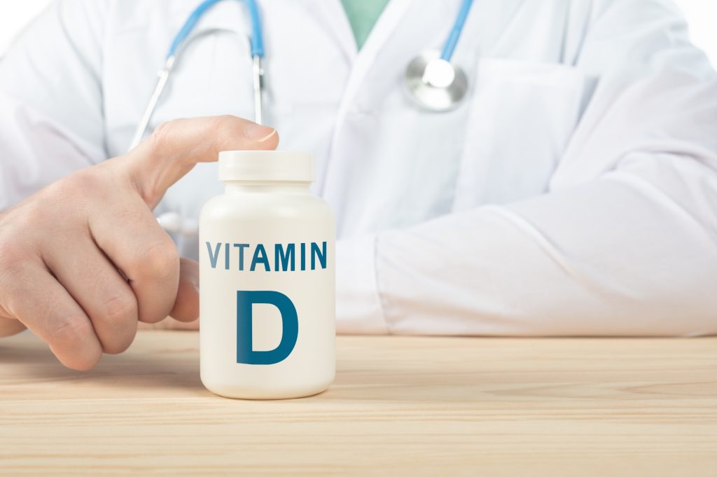 Ανεπάρκεια βιταμίνης D: Τα 4 ασυνήθιστα συμπτώματα που εκδηλώνονται τον χειμώνα