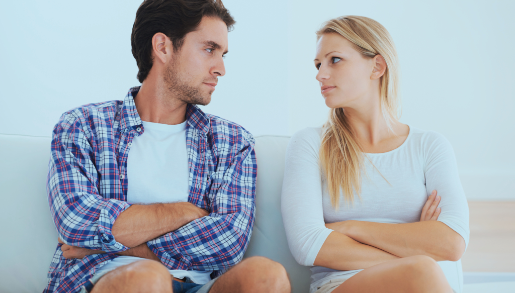 Οι 4 πιο τοξικές φράσεις που δεν πρέπει ποτέ να πείτε στον σύντροφό σας – Τις αποκαλύπτει σύμβουλος σχέσεων