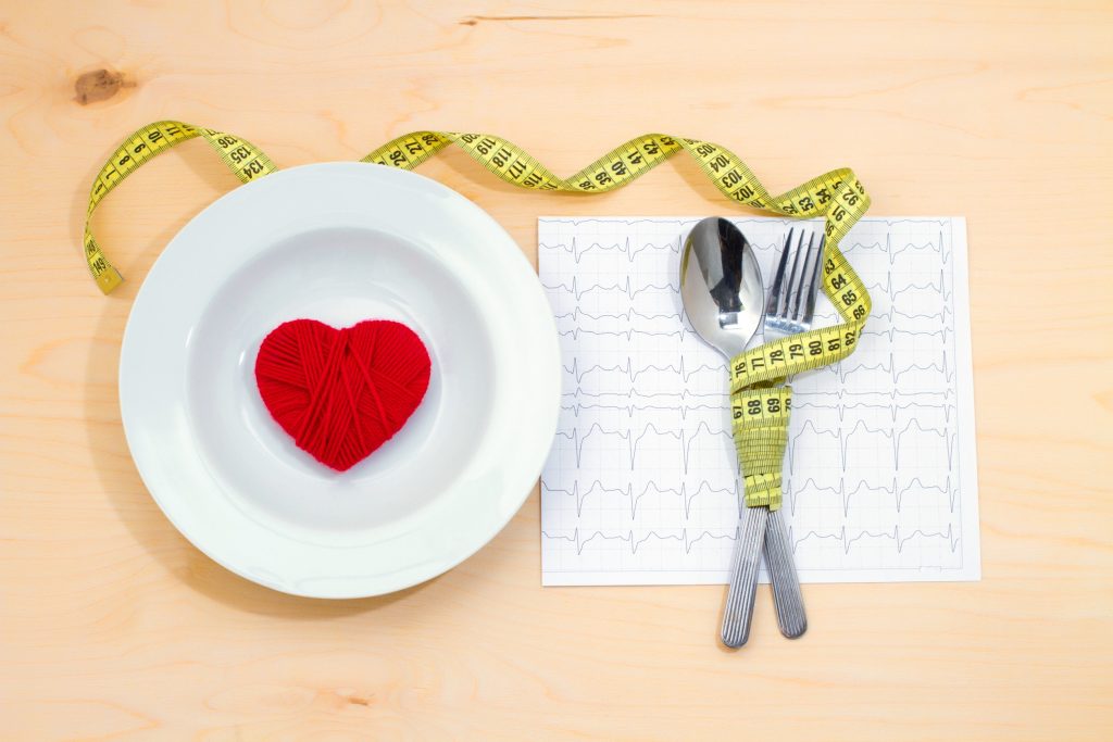 Η διατροφή που μειώνει τη χοληστερίνη και το βάρος σε 8 εβδομάδες – Ωφελεί την καρδιά και προστατεύει από το διαβήτη