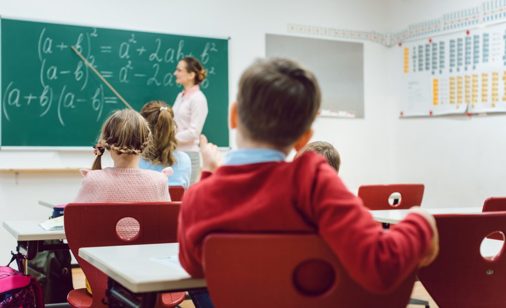 Έρευνα έδειξε τον καλύτερο τρόπο για να μάθουν τα παιδιά μαθηματικά