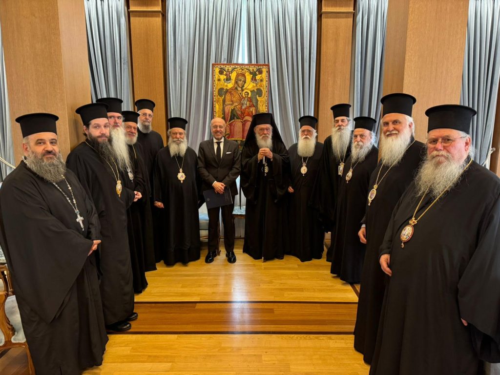 Συνεργασία υπουργείου Υγείας και Εκκλησίας για την ίδρυση Μονάδων Ολικής Φροντίδας Ψυχικής Υγείας για άτομα με άνοια