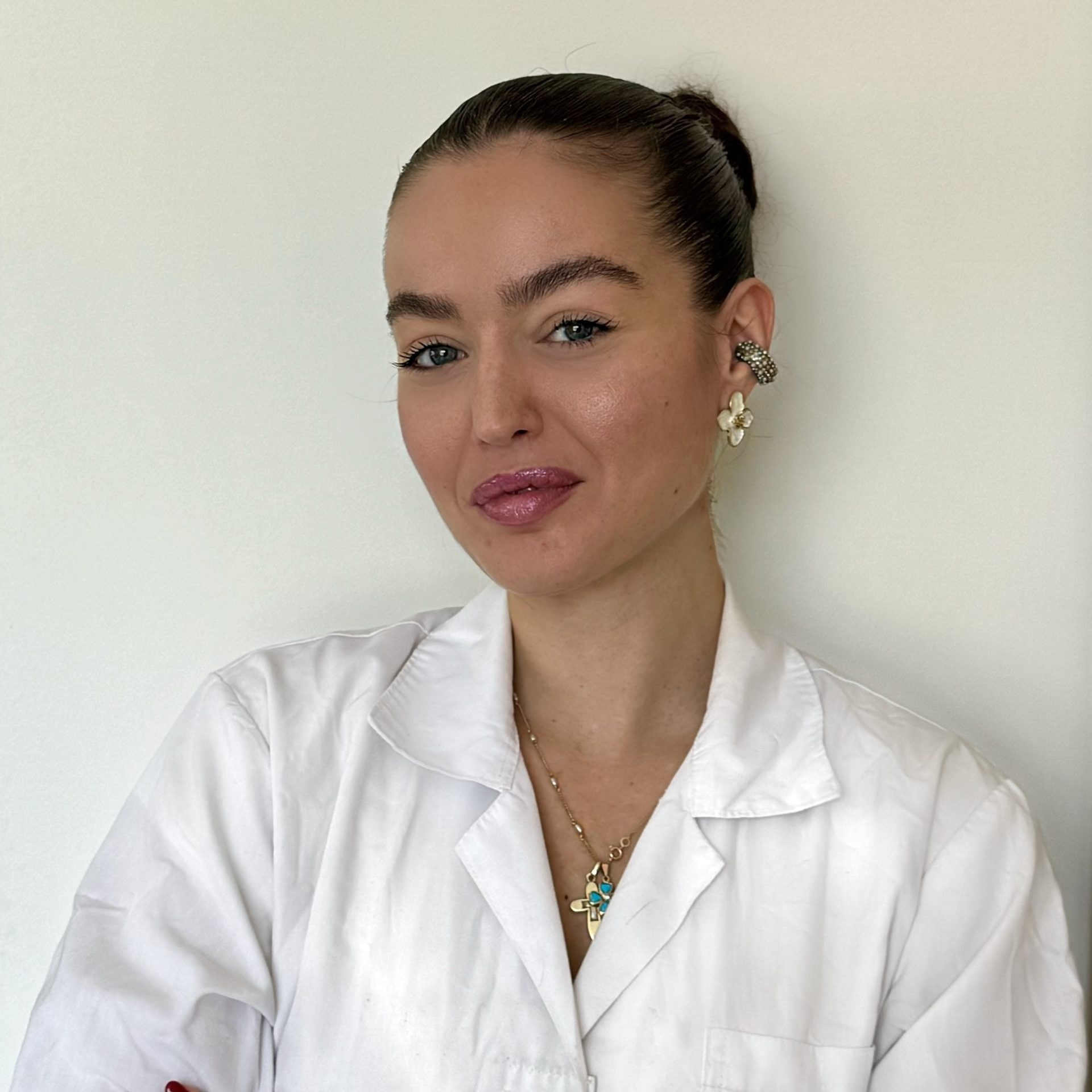 Μαρία Τσαούτου-Κωστομοίρη, Χειρουργός Οδοντίατρος