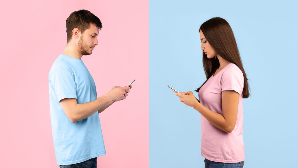 Σεξ: Η πολύωρη χρήση των Social Media ξηραίνει τον κόλπο σας – Τι αναφέρει αποκαλυπτική μελέτη