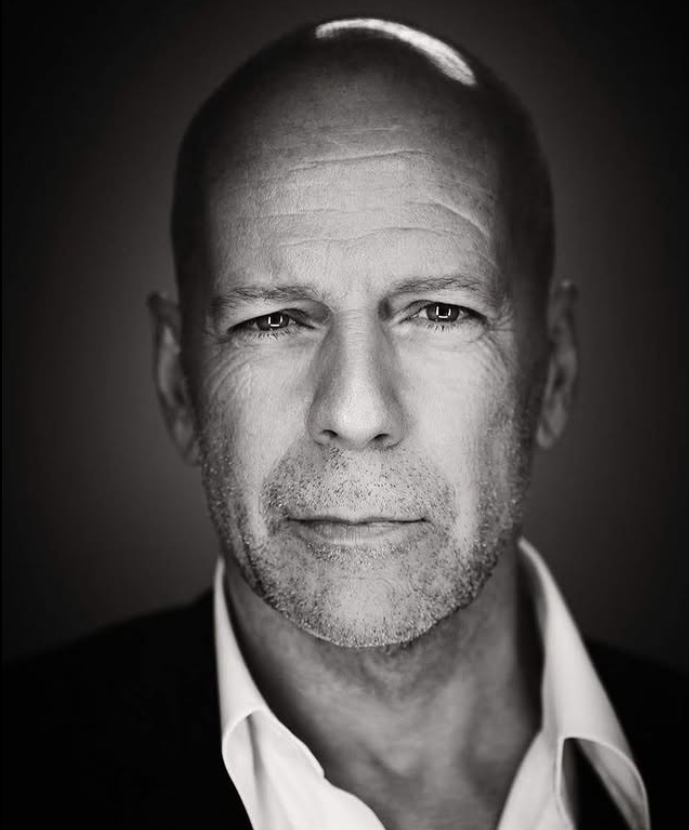 Bruce Willis και άνοια: Οι ξαφνικές διατροφικές εμμονές που μπορεί να είναι σημάδι της νόσου του