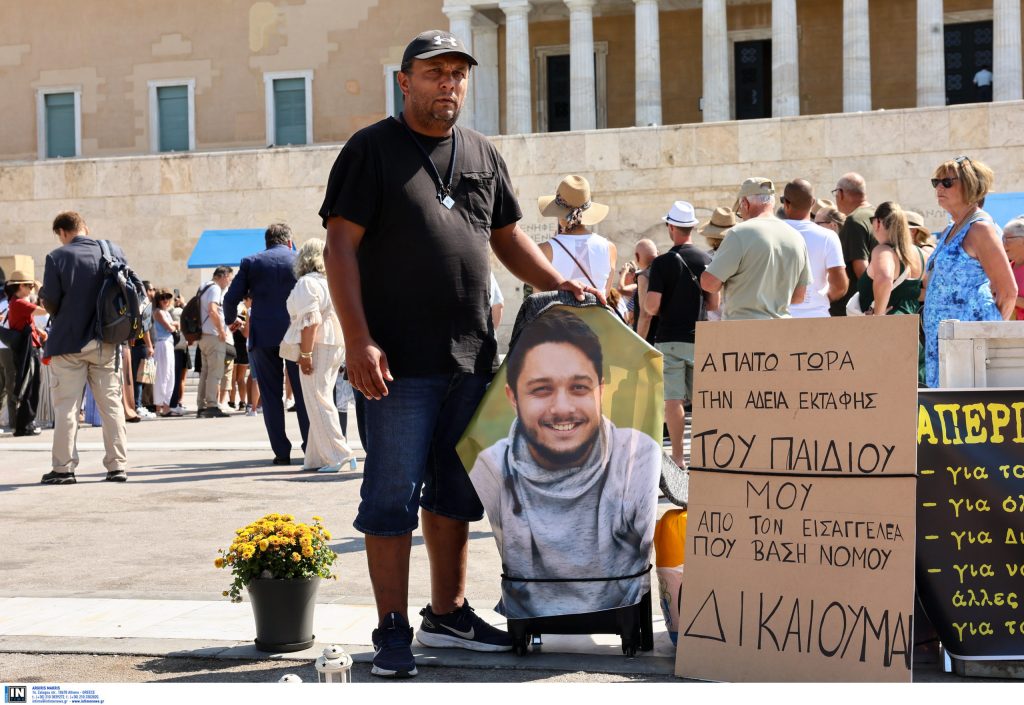 ΕΚΑΒ: Συνεχής η υγειονομική μέριμνα του απεργού πείνας Πάνου Ρούτσι