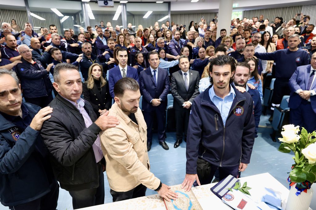 Ορκωμοσία 158 νέων διασωστών- πληρωμάτων ασθενοφόρων στο ΕΚΑΒ