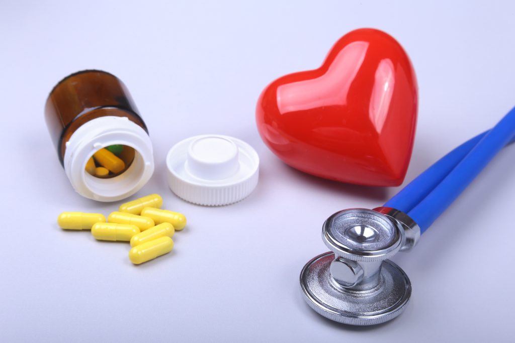 Πρέπει πάντα να παίρνουν φάρμακα όσοι έχουν υψηλή χοληστερίνη; Τι λένε ειδικοί