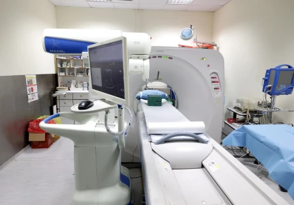 Εγκαίνια ρομποτικού μηχανήματος στο Νοσοκομείο «Αγία Όλγα»