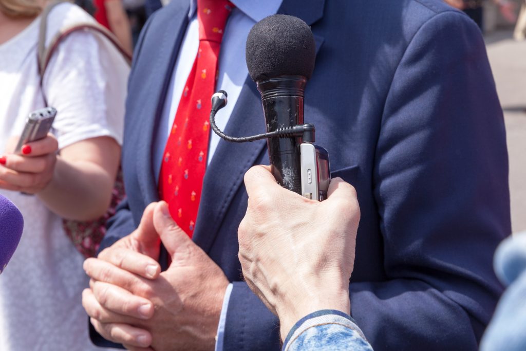 Ποια χαρακτηριστικά των πολιτικών τροφοδοτούν τον διχασμό του λαού – Τι έδιξε νέα έρευνα