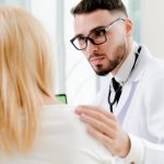 Ο καρκίνος σε νεότερες ηλικίες: Πρόκληση της εποχής και δύναμη της πρόληψης