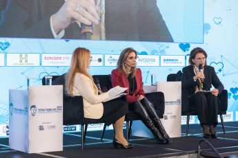 Συνέδριο «Υγεία πάνω απ’ όλα 2025»: Η Ελλάδα ανεβάζει ταχύτητα για τις κλινικές μελέτες