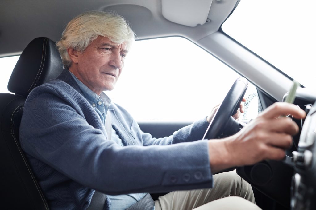 Άνοια: Το σημάδι στην οδήγηση που μπορεί να είναι ένδειξη γνωστικής έκπτωσης