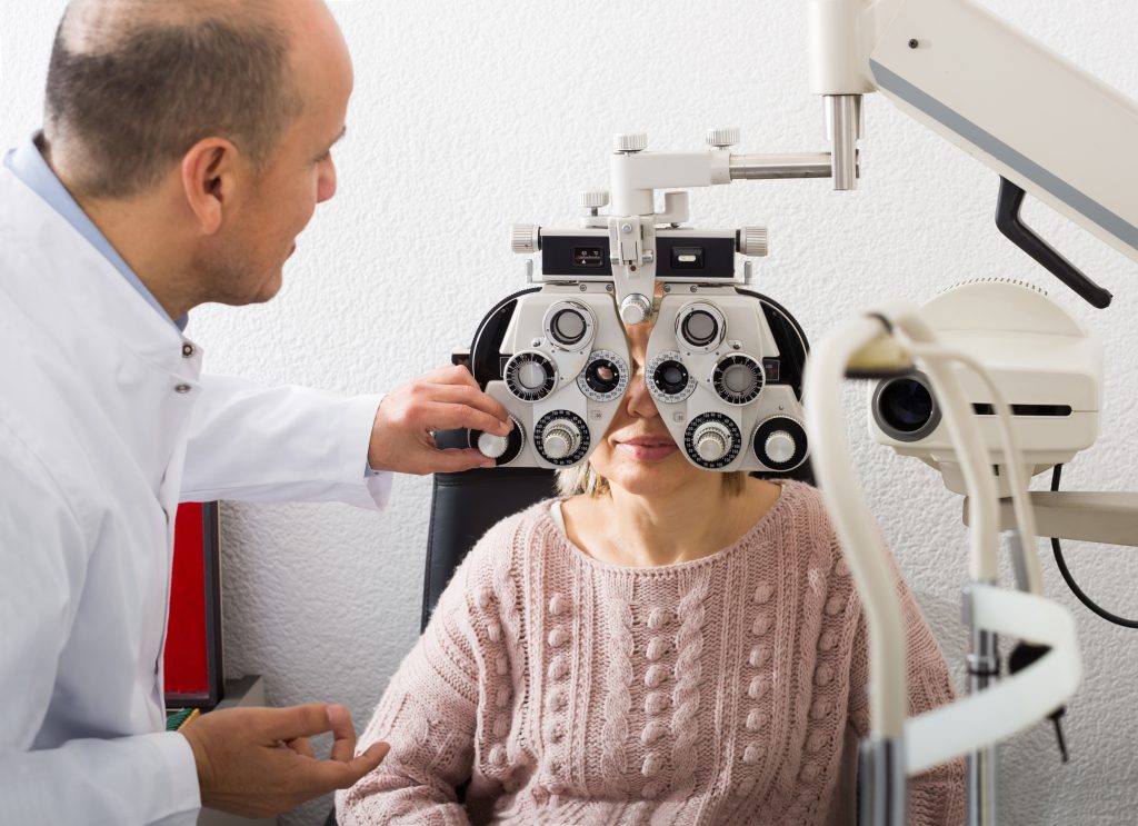 Αστιγματισμός: Μπορεί να εμφανιστεί ή να αλλάξει με την ηλικία;