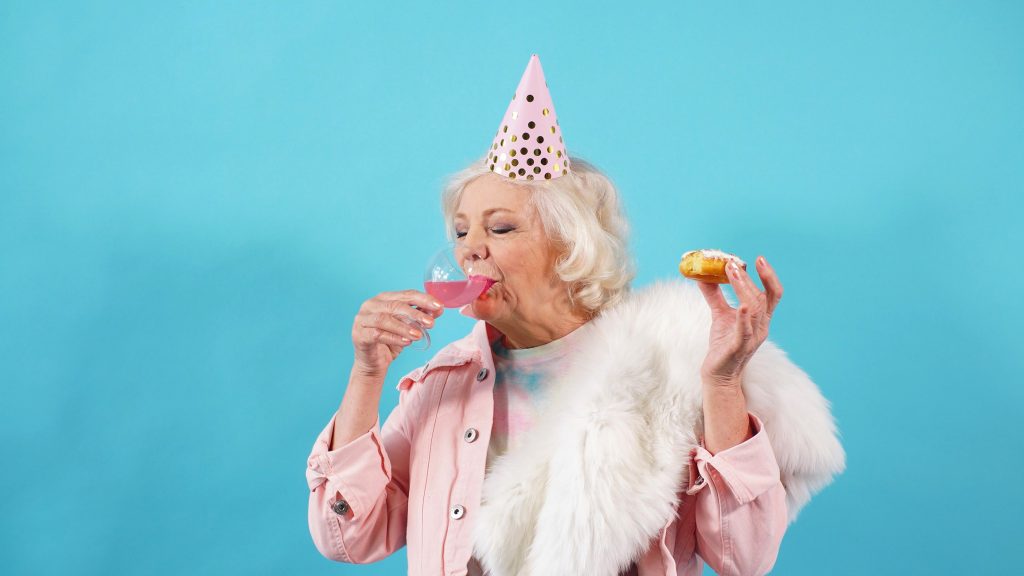 Μακροζωία: 9 superfoods που θα προσθέσουν χρόνια στη ζωή σας, σύμφωνα με ειδικούς