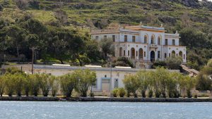 Σήμα κινδύνου από τους γιατρούς: Το νοσοκομείο Λέρου στα πρόθυρα διάλυσης