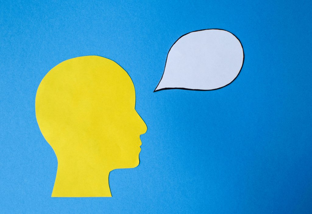 Σκέφτεστε συνέχεια συζητήσεις που έχετε κάνει; Τι σημαίνει αυτό, σύμφωνα με ειδικό