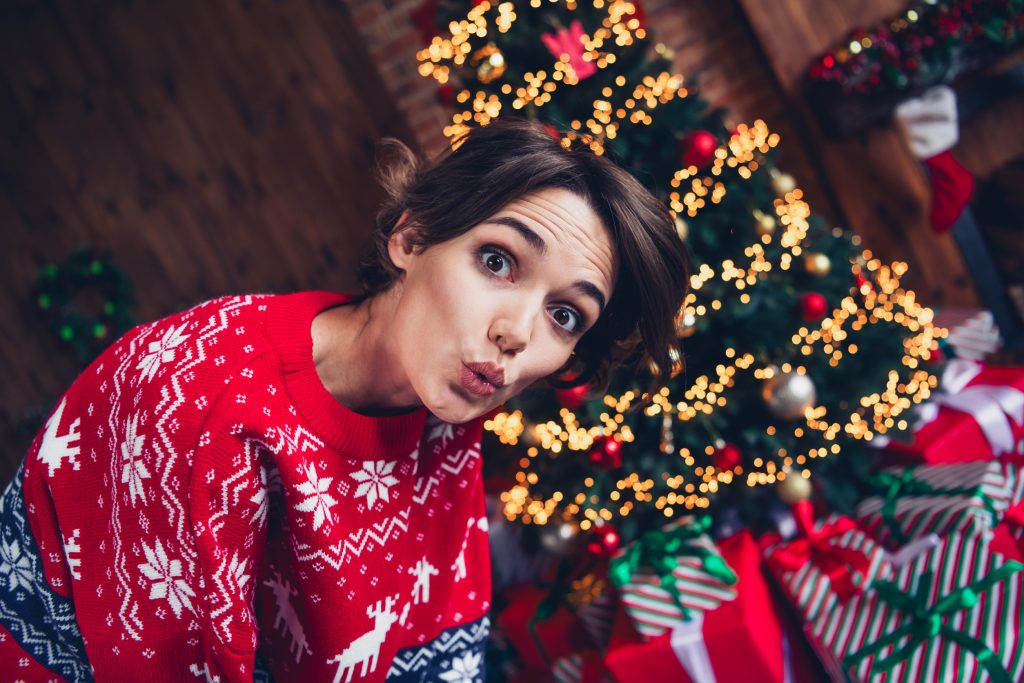 Τραυματισμοί στα μάτια στις γιορτές: Οι πιο συχνοί κίνδυνοι και τι να κάνετε για πρώτες βοήθειες