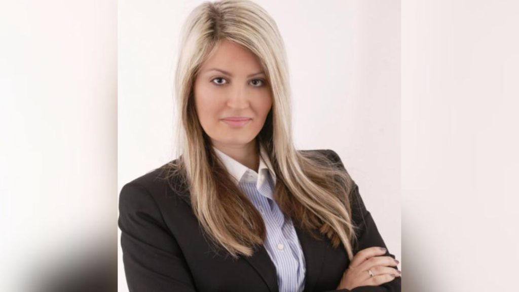 «Η Μαμά είναι Πορτοκαλί»: Ένα βιβλίο που ανοίγει συζήτηση για τη συναισθησία και την ψυχική υγεία