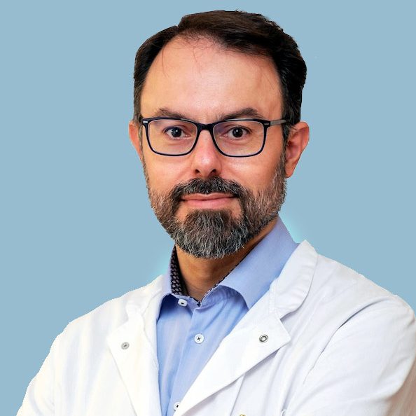 Δρ. Νικόλαος Καραγεώργος