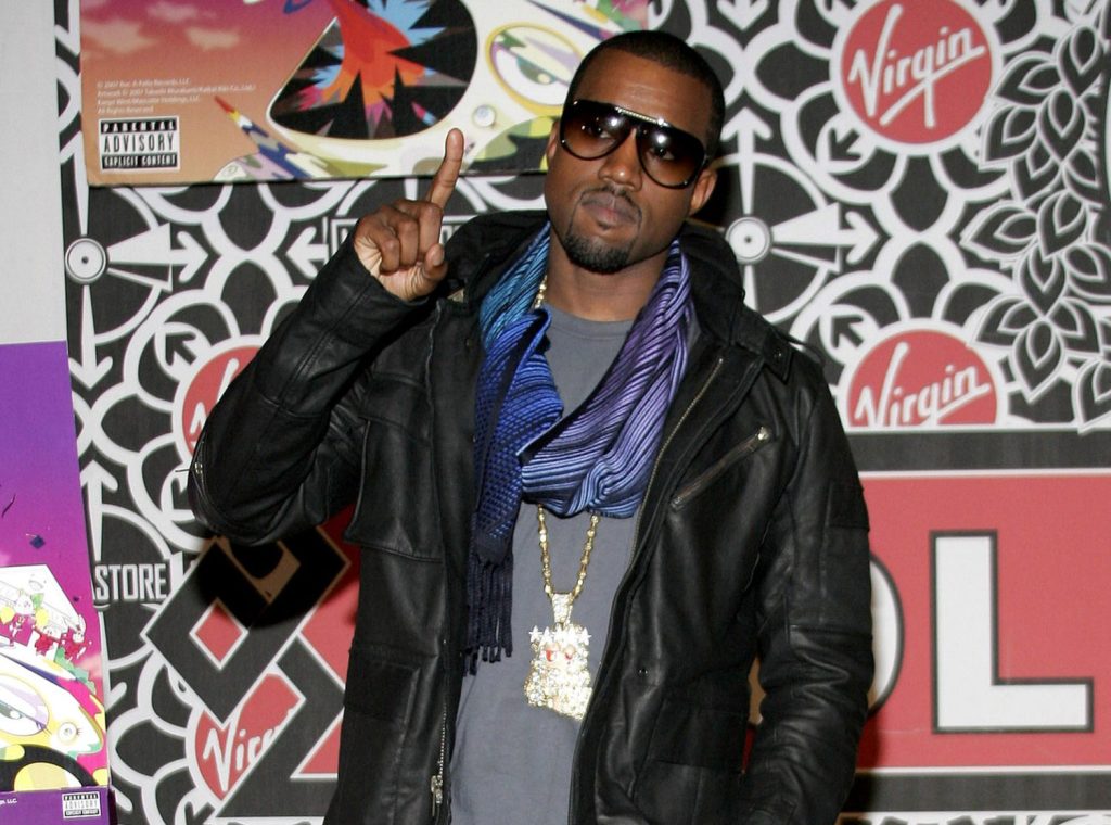 Ο Kanye West ισχυρίζεται πως ένας τραυματισμός στο κεφάλι του προκάλεσε διπολική διαταραχή – Τι λέει η επιστήμη