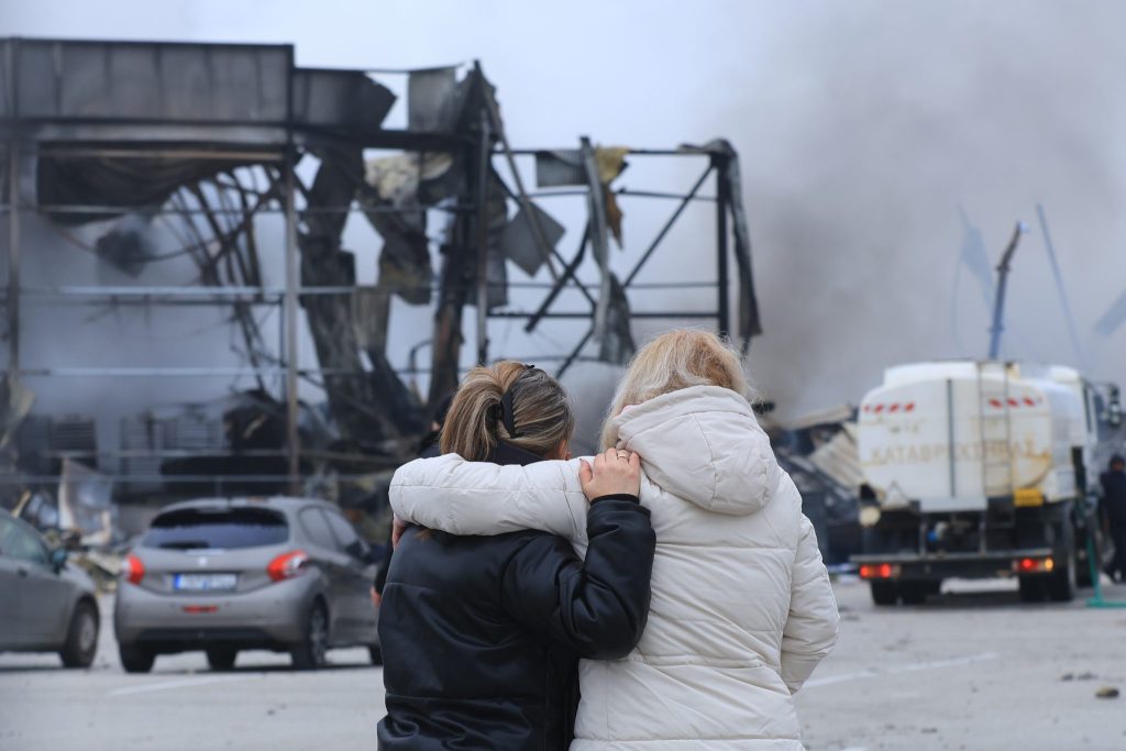 Τραγωδία στο εργοστάσιο «Βιολάντα» στα Τρίκαλα- Νεκροί εργαζόμενοι από φονική πυρκαγιά
