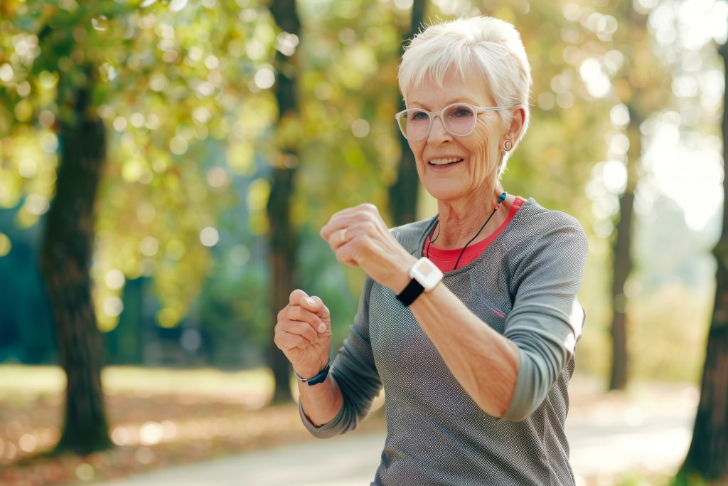 Όσοι έχουν αυξημένη δραστηριότητα μετά το μεσημέρι μπορεί να έχουν μεγαλύτερο κίνδυνο για άνοια – Τι έδειξε μελέτη