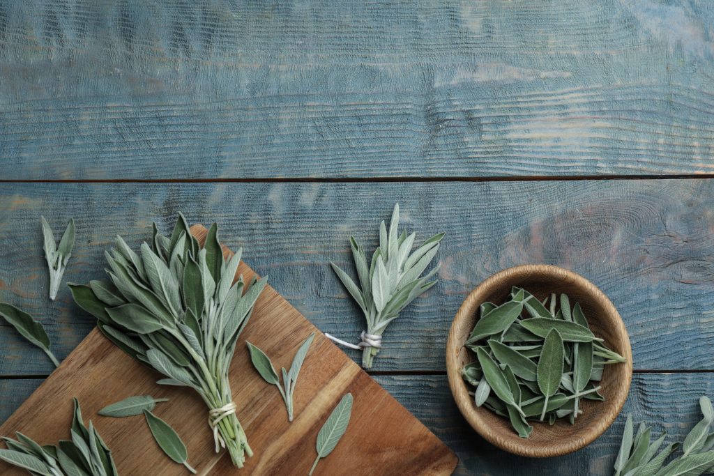 Το βότανο που φυτρώνει στον κήπο της Εδέμ μπορεί να ενισχύσει τον εγκέφαλο και να μειώσει την οδοντική πλάκα