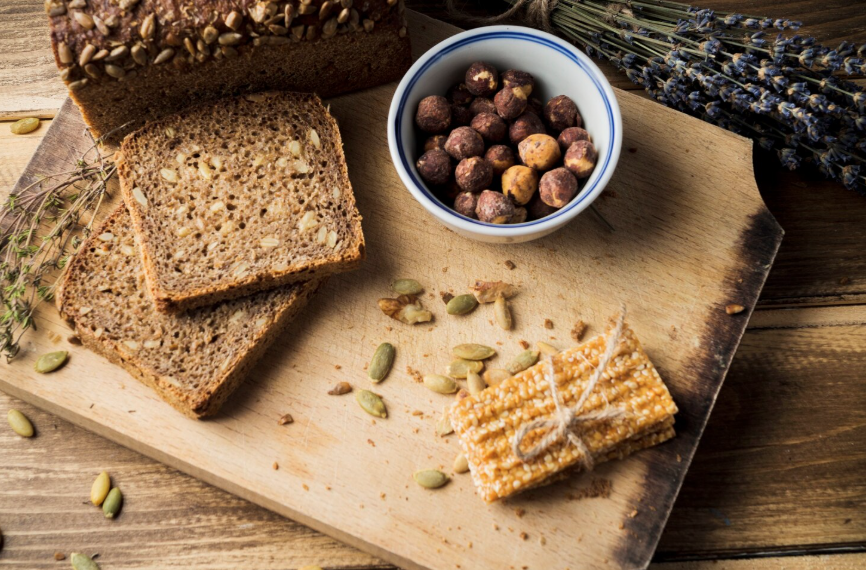 Βοηθά η διακοπή της γλουτένης στην απώλεια βάρους; Τι λένε οι ειδικοί