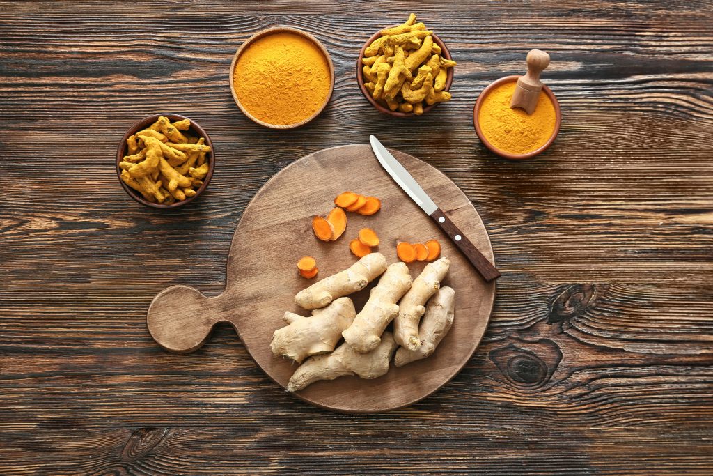 Το μπαχαρικό των Ινδικών τελετουργικών που μπορεί να ανακουφίσει από την αρθρίτιδα και να προστατεύσει από ασθένειες