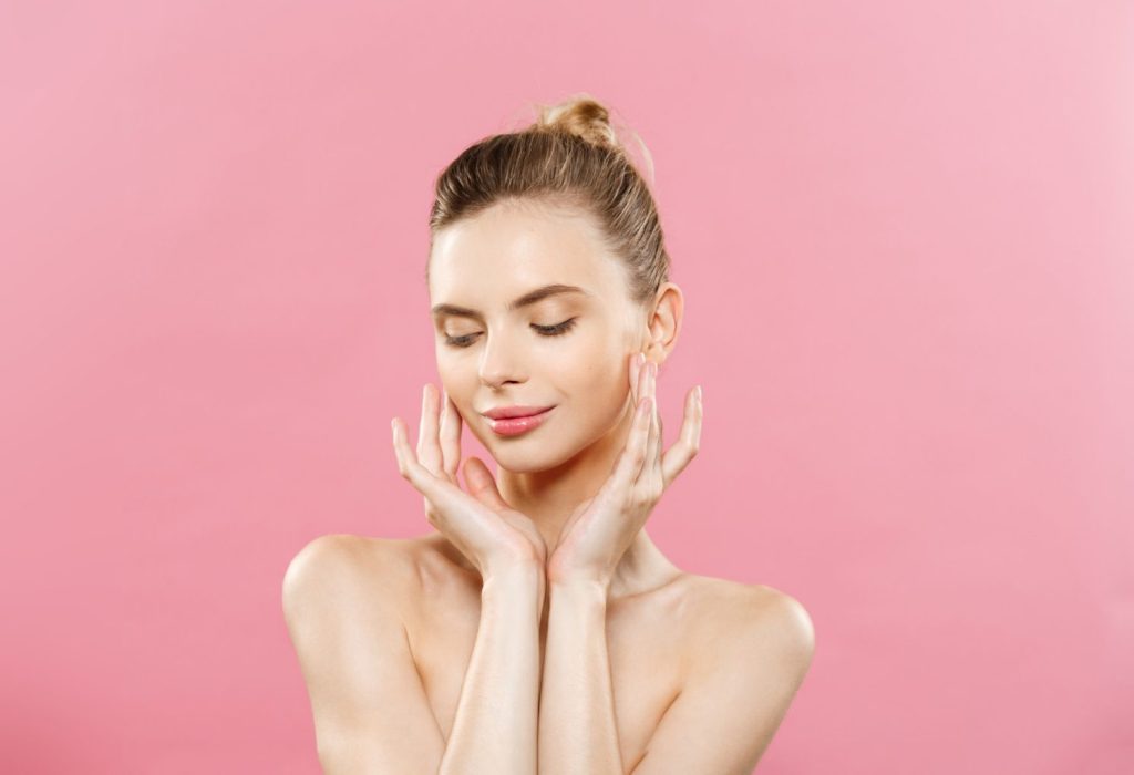 8 λάθη ομορφιάς που μας κάνουν να φαινόμαστε 10 χρόνια μεγαλύτεροι – Πώς να τα διορθώσουμε;