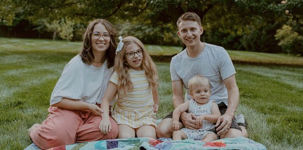 Μητέρα αποκαλύπτει το σημάδι που πρόδωσε την παιδική άνοια της κόρης της: «Σταμάτησε να ζωγραφίζει ανθρώπους και σχεδίαζε κύκλους»