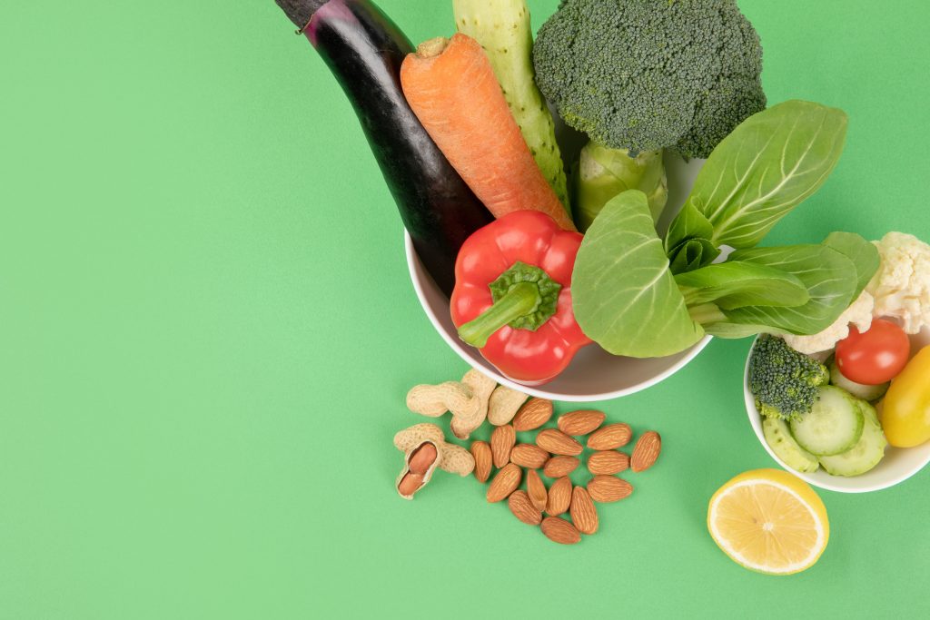 Ποια διατροφή προστατεύει το δέρμα και καθυστερεί τη γήρανση – Τι δείχνουν τα δεδομένα