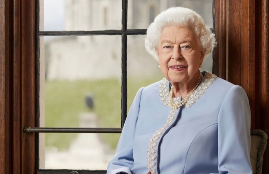 Βασίλισσα Ελισάβετ: Πώς έτρωγε τα αγαπημένα της pancakes – Ήταν καλύτερα και από superfood