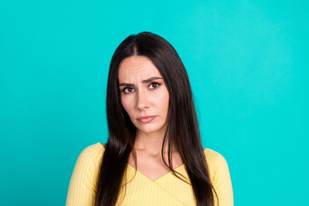 Τα ύπουλα συμπτώματα που δεν πρέπει να αγνοούν οι γυναίκες – Πότε μπορεί να είναι ένδειξη σοβαρής νόσου