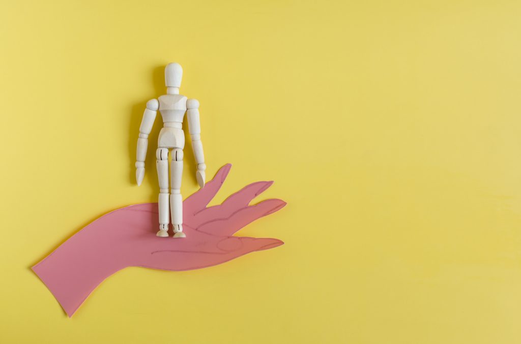 5 σημάδια ότι έχετε μεγαλώσει με ναρκισσιστές γονείς