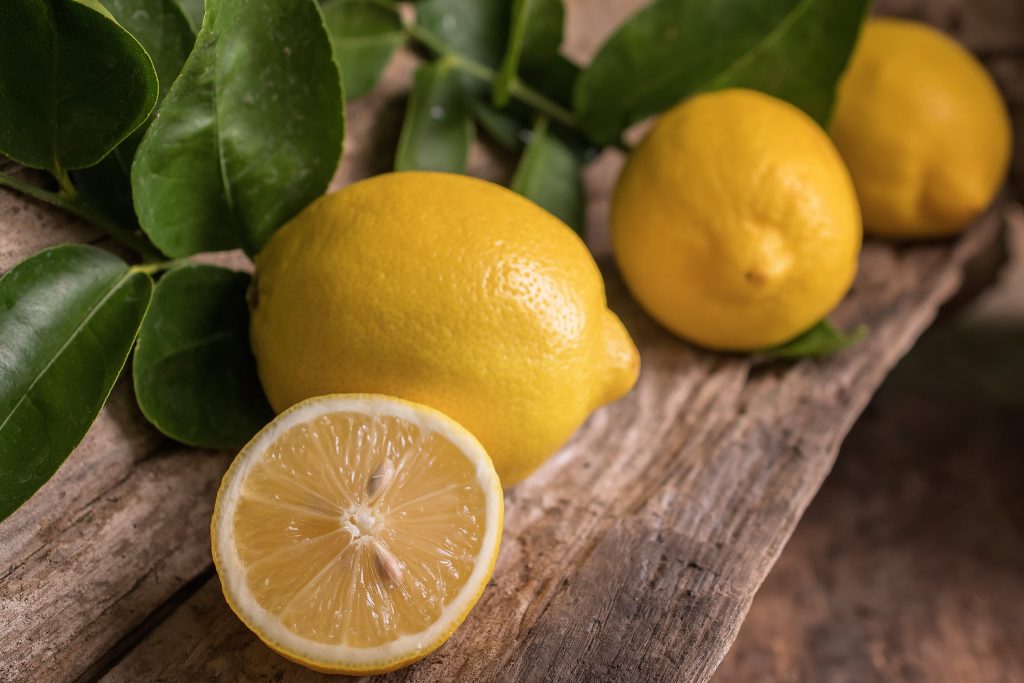 Το φρούτο των Εσπερίδων που είναι πλούσιο σε ισχυρά αντιοξειδωτικά και μπορεί να ενισχύσει τον εγκέφαλο