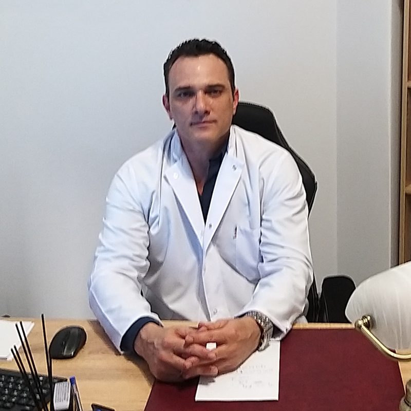 Δρ. Αθανάσιος Ντούρας, Νεφρολόγος