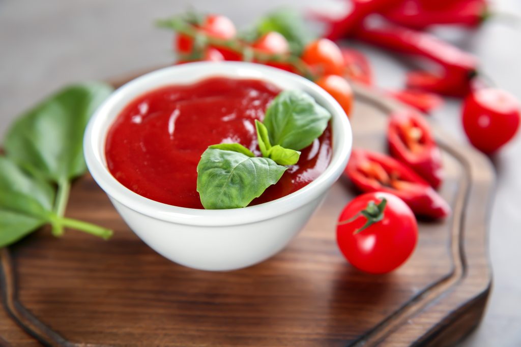 Το παλιό ιταλικό μυστικό για τέλεια σάλτσα ντομάτας: Το λαχανικό που απογειώνει τη γεύση