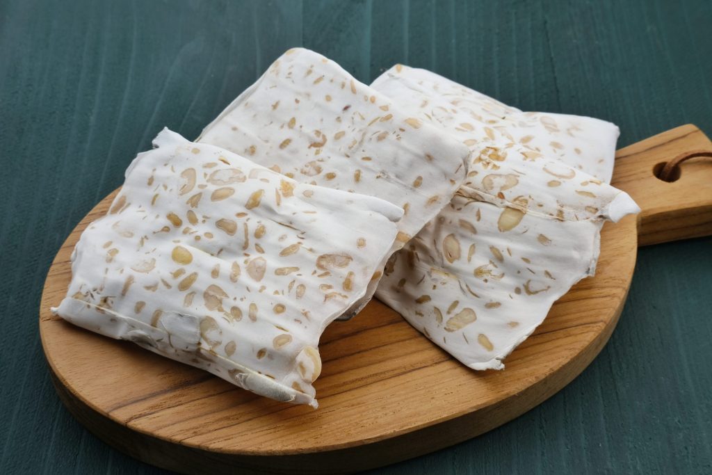 Η αρχαία ζυμωμένη τροφή που είναι πλούσια σε πρωτεΐνη και μπορεί να ενισχύσει το έντερο