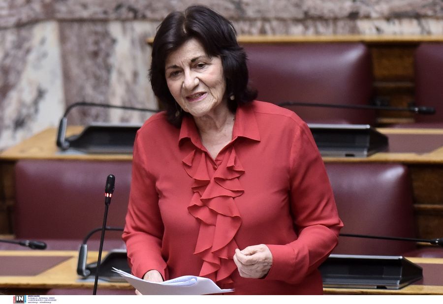 Πέθανε από ανακοπή ο γιος της Θεανώς Φωτίου σε ηλικία 48 ετών