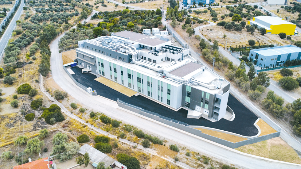 ELPEN – Εργοστάσιο Κερατέας: Πυλώνας παραγωγής, εξαγωγών και επιστημονικής γνώσης για τη χώρα